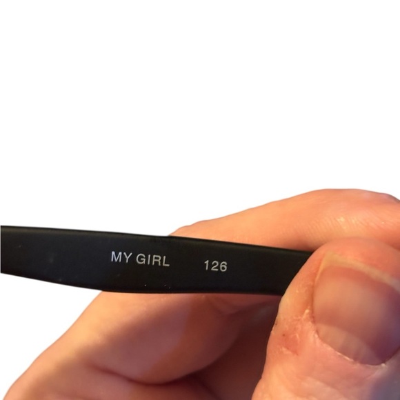 QUAY Australia “My Girl” Sunglasses – Black (NWT) main image 8